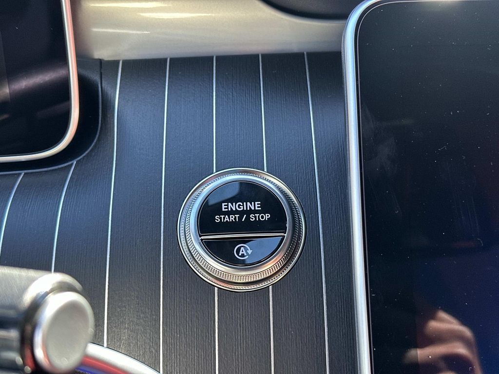 Thumbnail: 2026 Mercedes-Benz CLE - 10