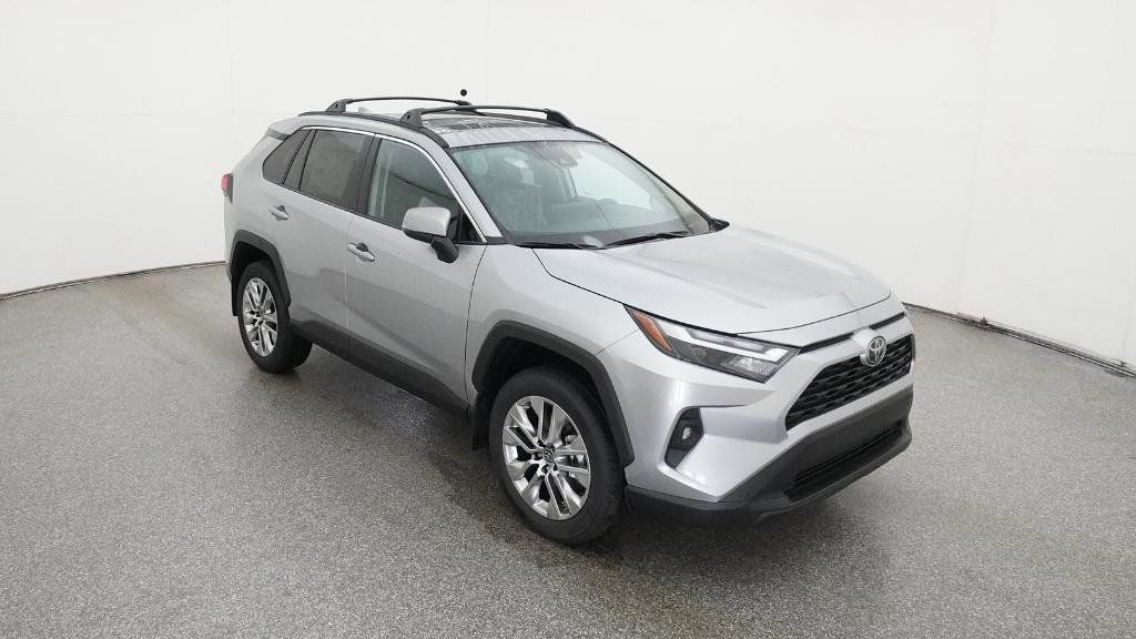 Thumbnail: 2025 Toyota RAV4 - 8