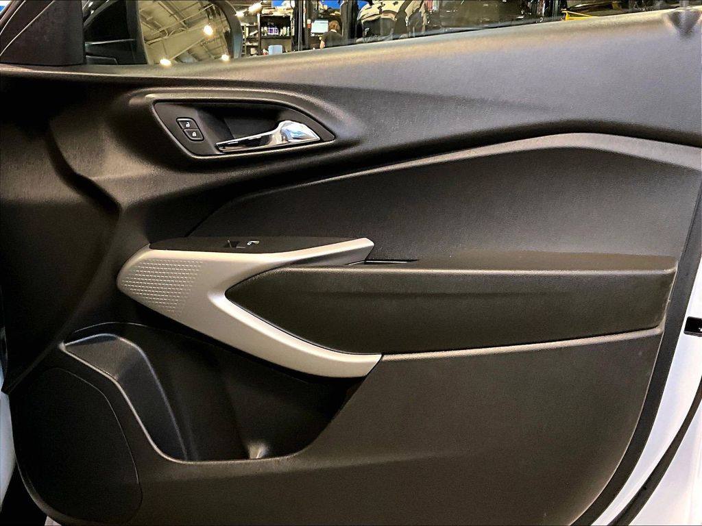 2024 Chevrolet Trax — photo 12