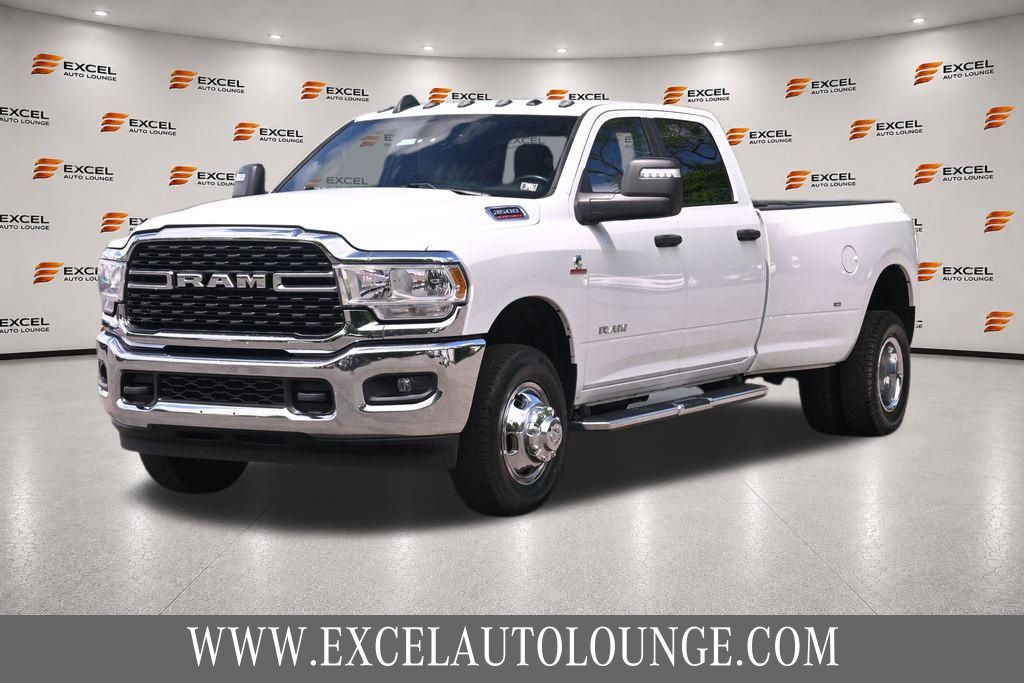 Bright White Clearcoat 2024 RAM 3500 Pickup Truck Four-Wheel Drive 6-Speed Automatic