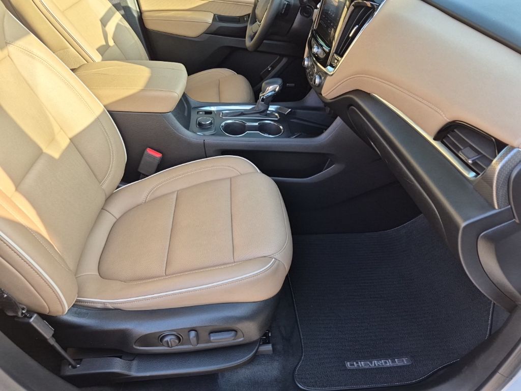 Used Car 2023 Chevrolet Traverse  Premier For Sale Under $40,000 In Austin, Texas