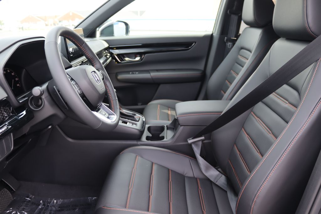 2025 Honda CR-V Sport Touring 31
