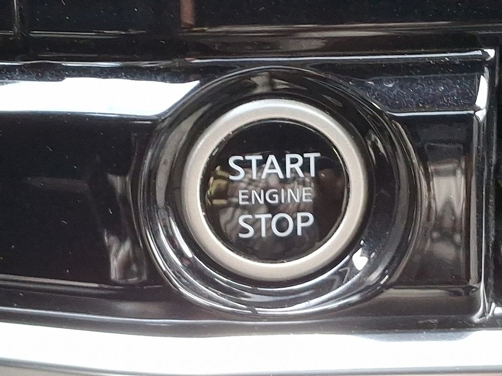 Thumbnail: 2022 Nissan Pathfinder - 26