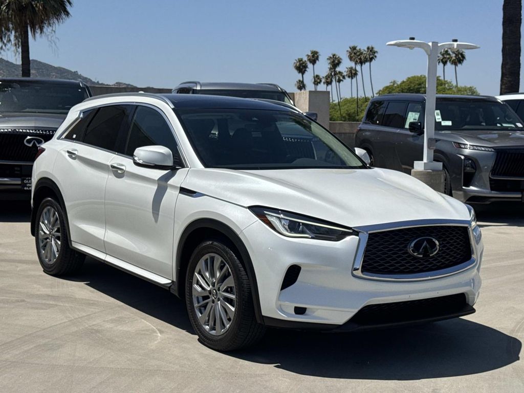 Radiant White 2025 INFINITI QX50 Luxe AWD SUV / Crossover All-Wheel Drive Continuously Variable Transmission