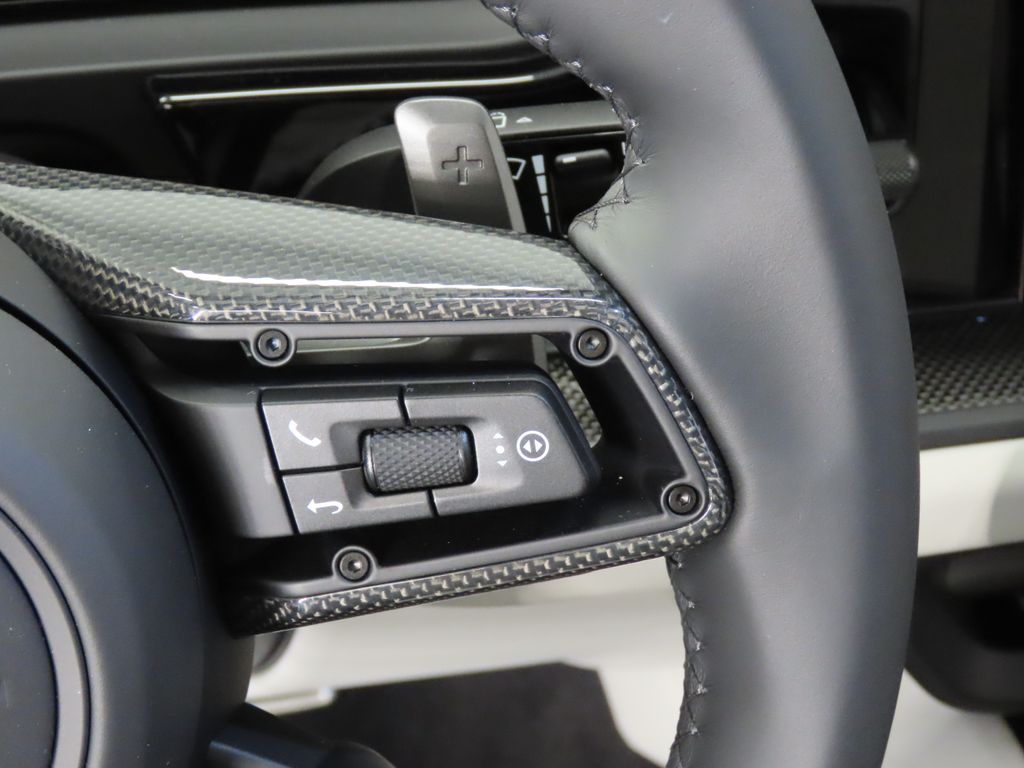 Thumbnail: 2026 Porsche Cayenne - 22