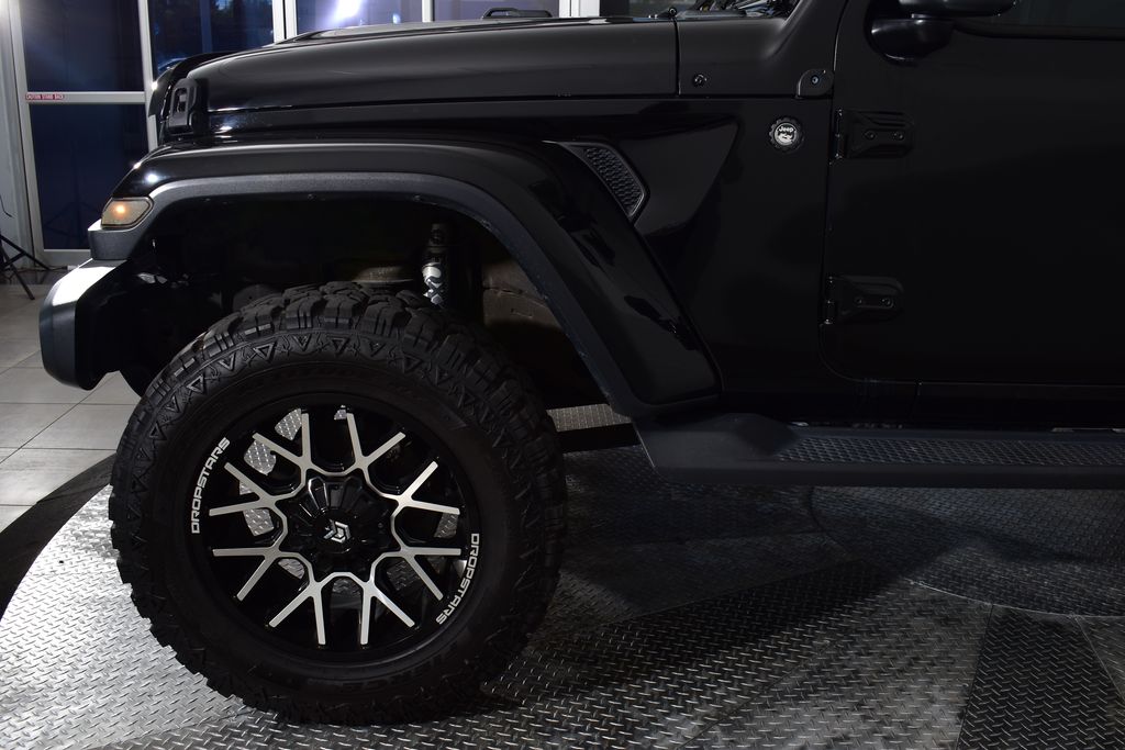 Thumbnail: 2018 Jeep Wrangler - 9
