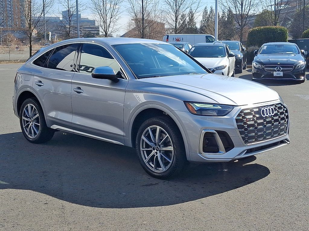 Thumbnail: 2024 Audi SQ5 - 3