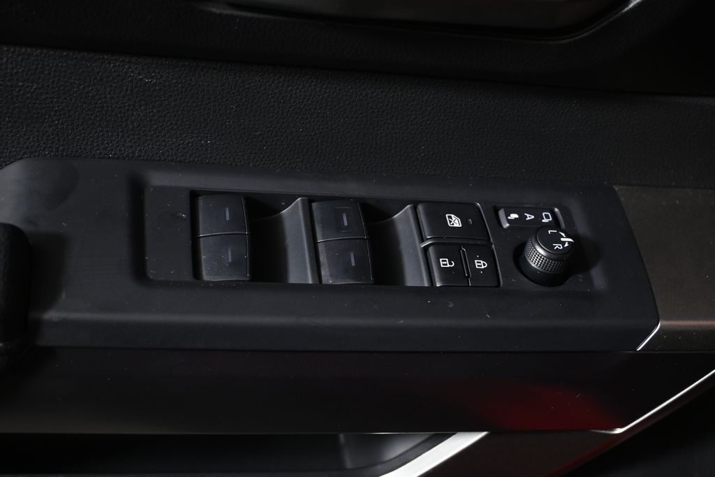 Thumbnail: 2025 Toyota Sequoia - 32