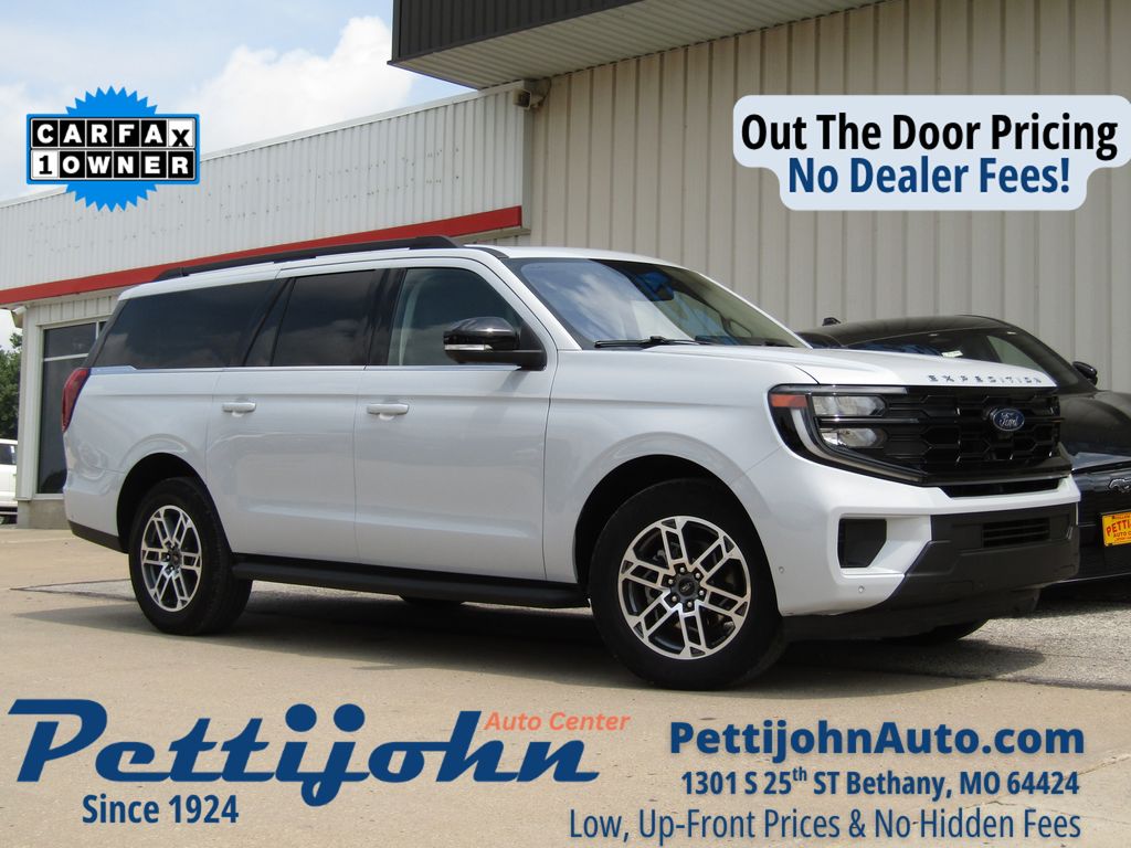 Silver Metallic 2025 Ford Expedition SUV / Crossover Four-Wheel Drive Automatic