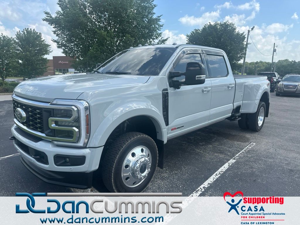 Avalanche 2026 Ford F-450 Super Duty Pickup Truck Four-Wheel Drive Automatic