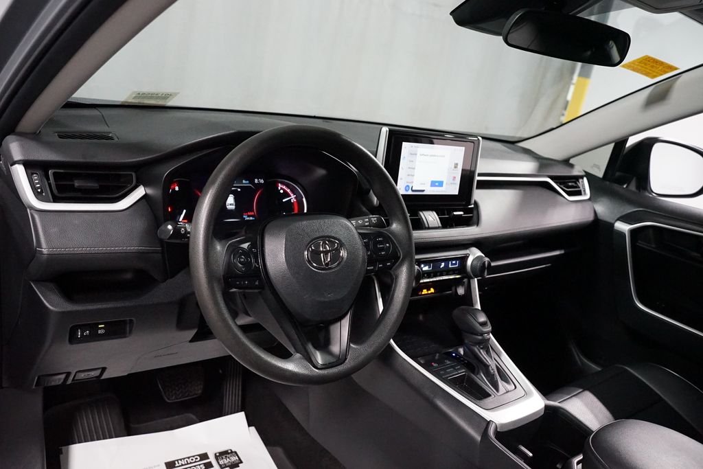 Thumbnail: 2024 Toyota RAV4 - 11