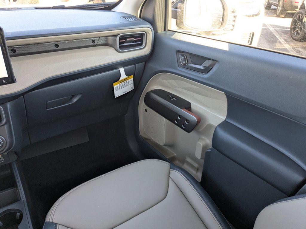 2025 Ford Maverick Lariat