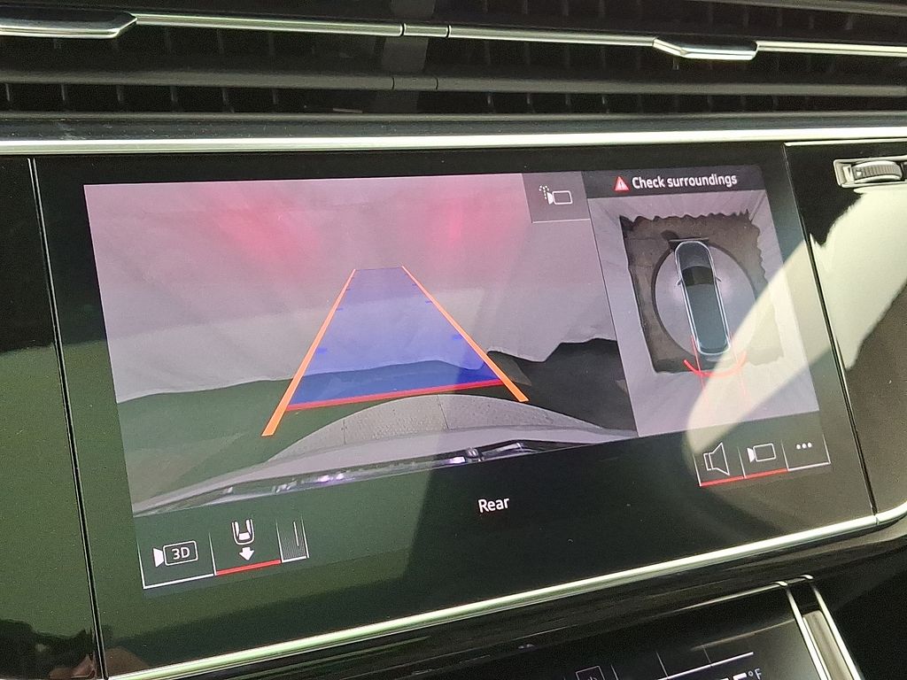 Thumbnail: 2026 Audi Q7 - 13