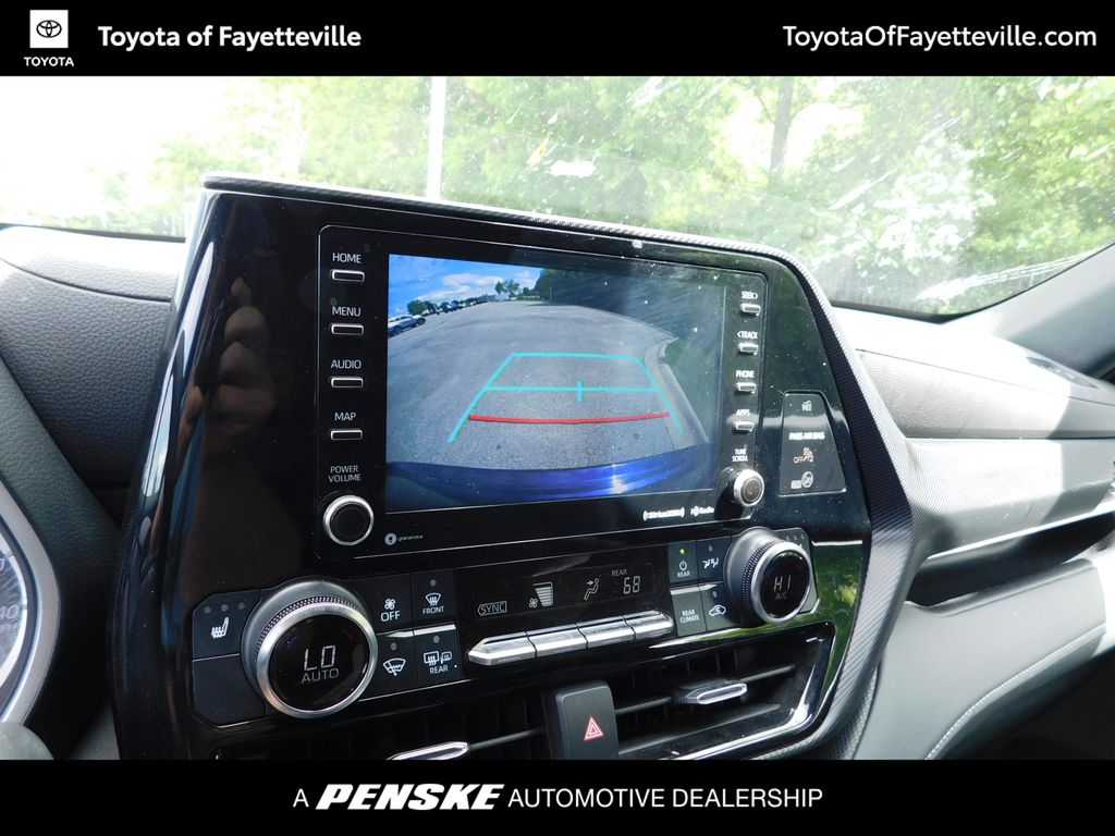 2022 Toyota Highlander XSE 7