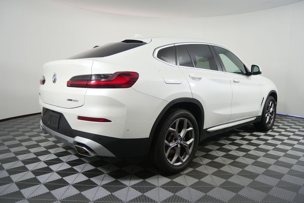 Thumbnail: 2025 BMW X4 - 3