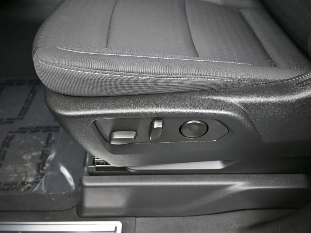 Used 2023 Summit White Chevrolet RST image 15