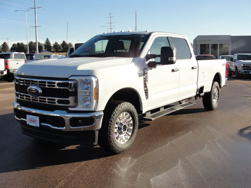 2024 Ford F-350SD XLT 