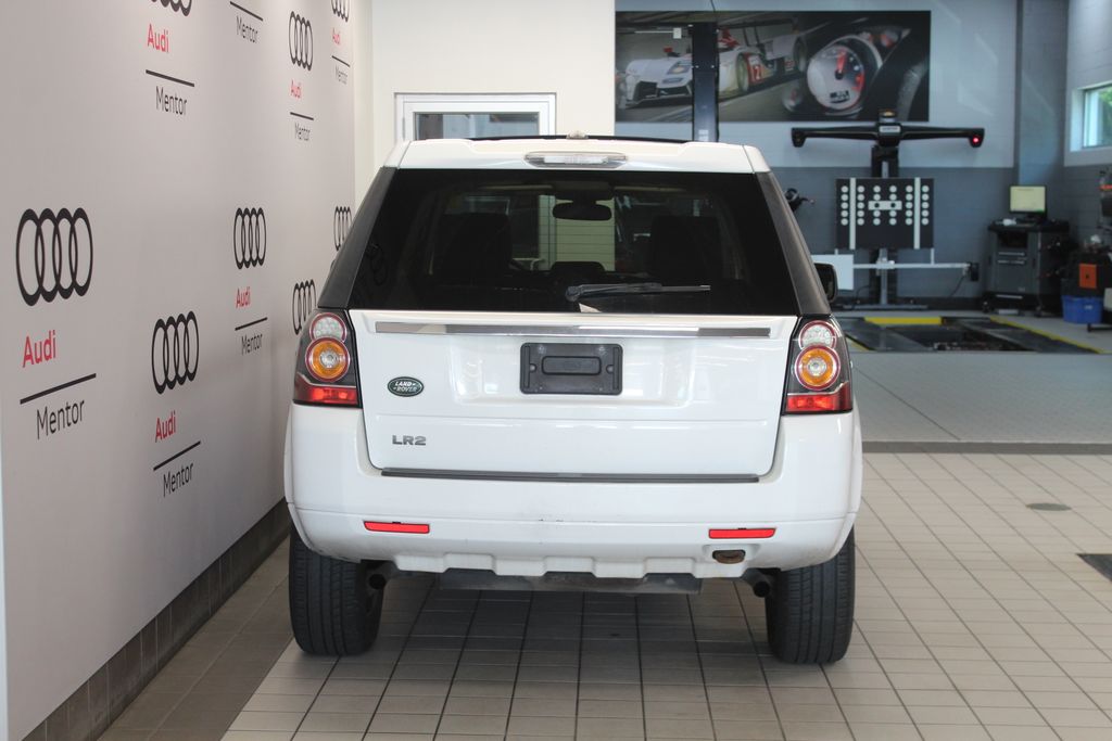 Thumbnail: 2014 Land Rover LR2 - 5