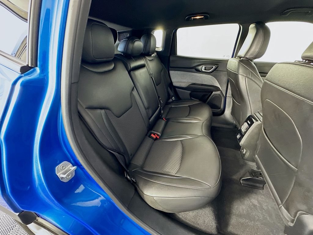 car-gallery-26
