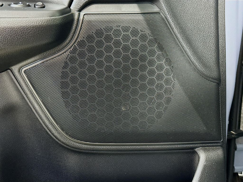 Thumbnail: 2020 Honda CR-V - 18