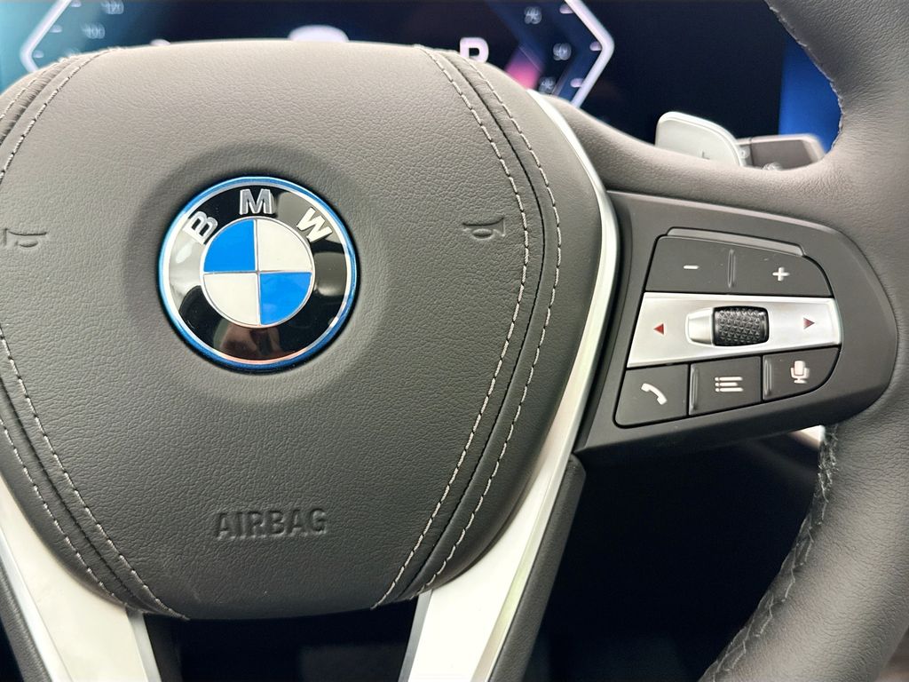 Thumbnail: 2026 BMW X5 - 12