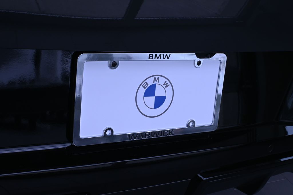 Thumbnail: 2026 BMW XM - 9