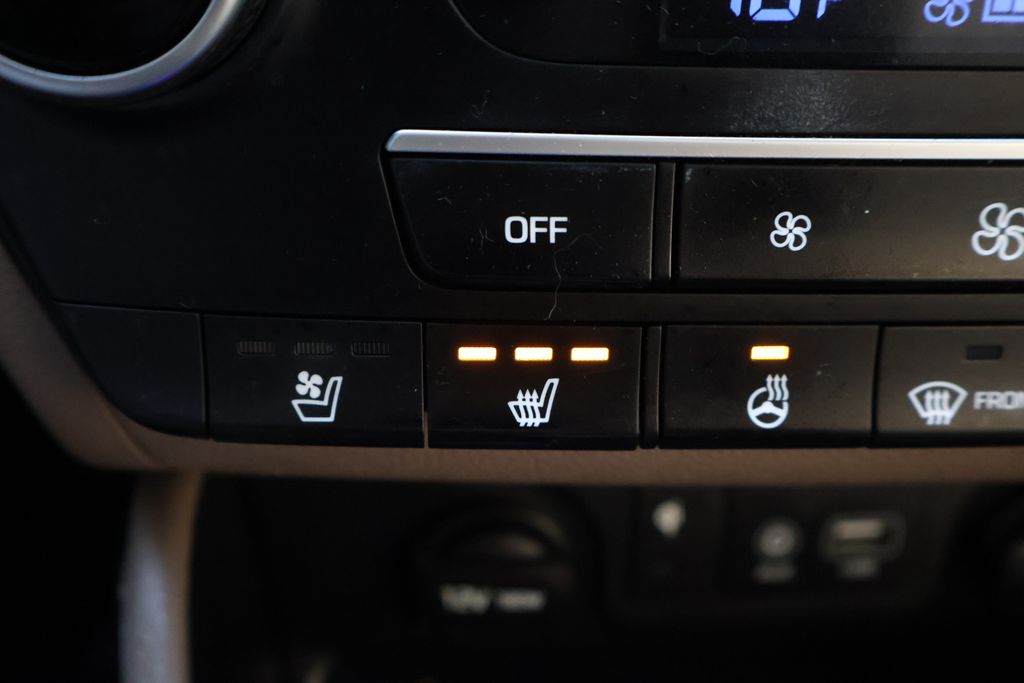 Thumbnail: 2021 Hyundai Tucson - 26