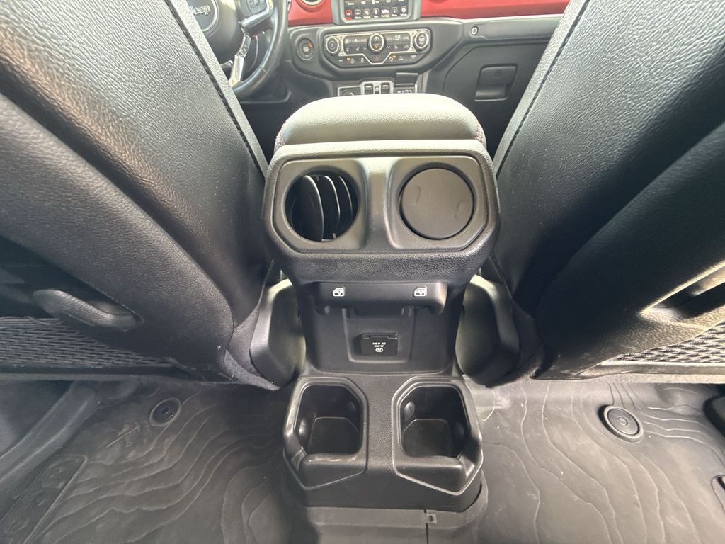 Thumbnail: 2022 Jeep Gladiator - 17