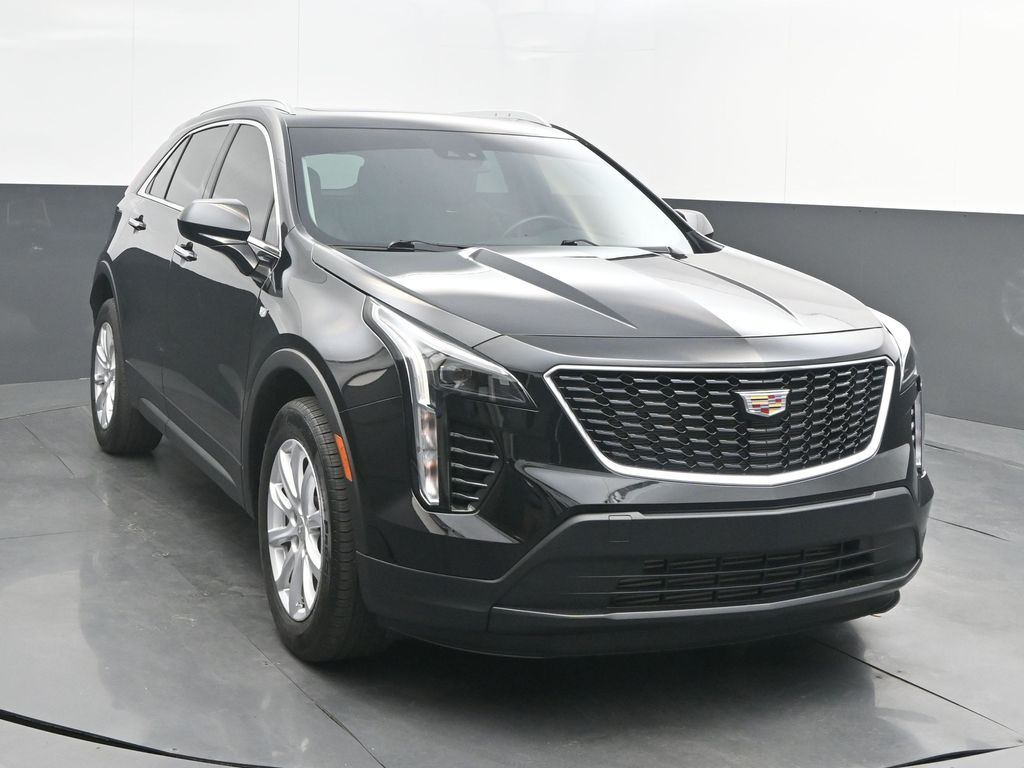 2022 Cadillac XT4 Luxury FWD