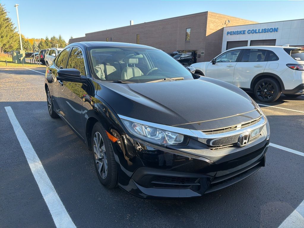 Thumbnail: 2016 Honda Civic - 4