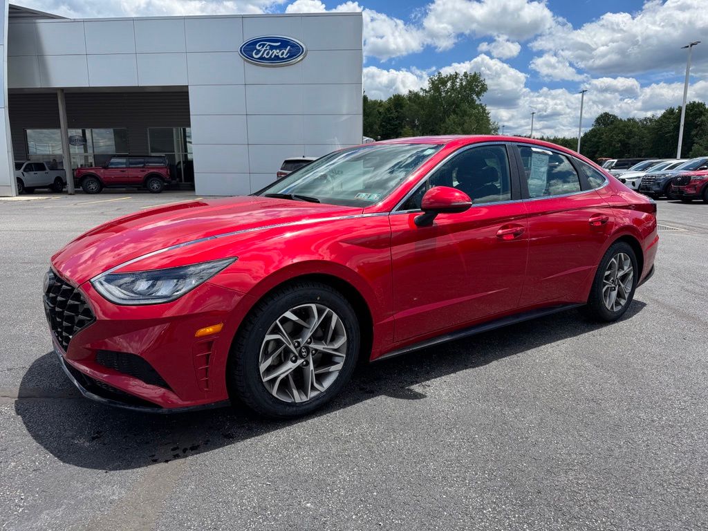 2021 Hyundai Sonata SEL Red at Phil Fitts Ford