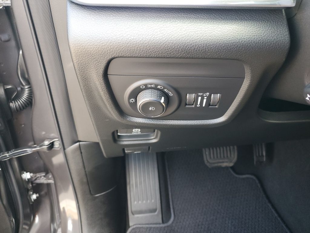 New Car 2025 Jeep Grand Cherokee L  Summit For Sale Under $70,000 In Austin, Texas