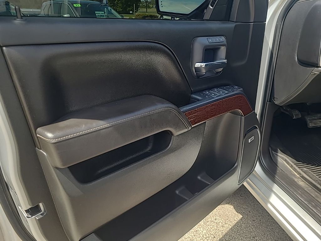 used 2017 GMC Sierra 1500 car, priced at $29,100