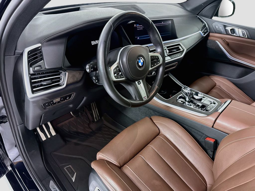 Thumbnail: 2021 BMW X5 - 9
