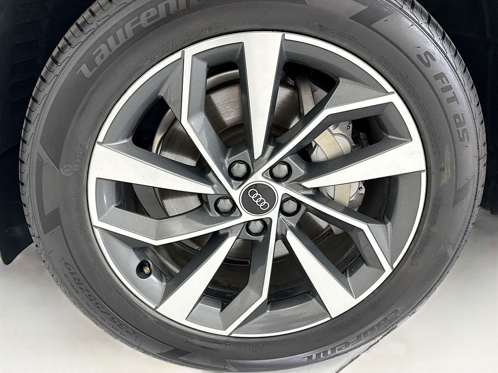 Thumbnail: 2022 Audi Q5 - 28