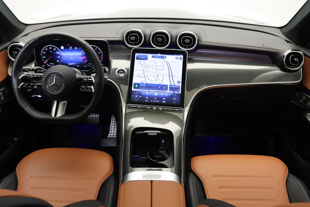 Thumbnail: 2024 Mercedes-Benz GLC - 18