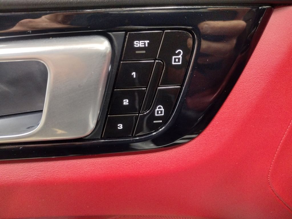 2019 Porsche Cayenne S