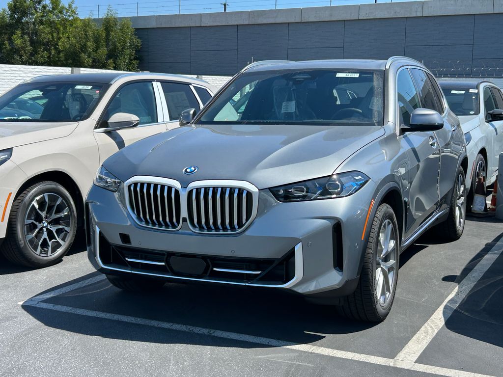 Thumbnail: 2026 BMW X5 - 2
