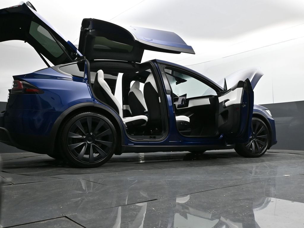 2023 Tesla Model X Plaid Tri Motor All-Wheel Drive