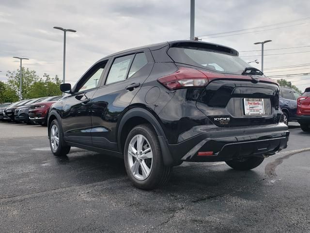 new 2025 Nissan Kicks Play car, priced at $21,149