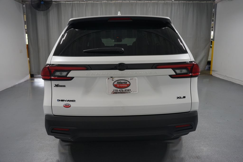 Thumbnail: 2026 Toyota Grand Highlander - 7