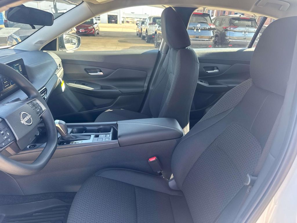 2026 Nissan Sentra - Image 10