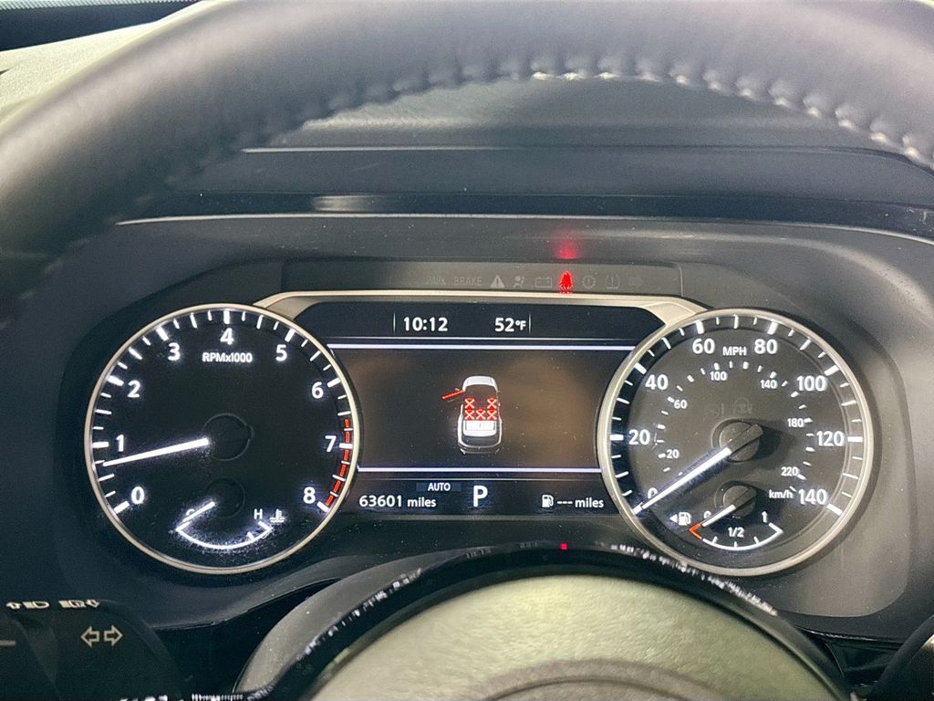 2022 Nissan Pathfinder SV