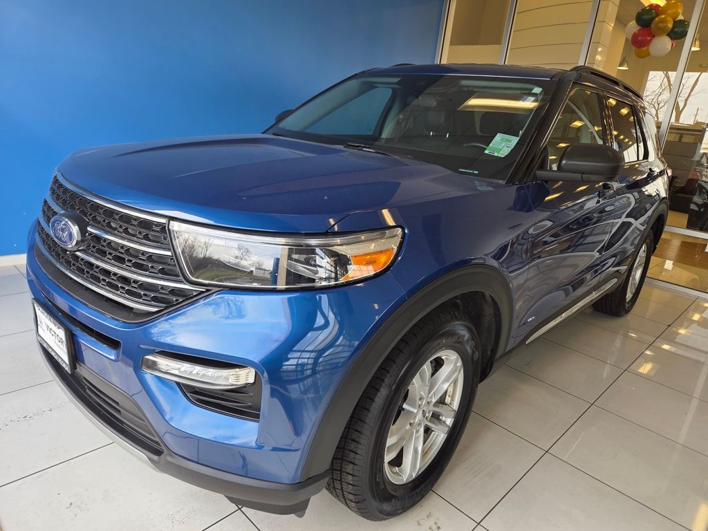 2023 Ford Explorer XLT AWD