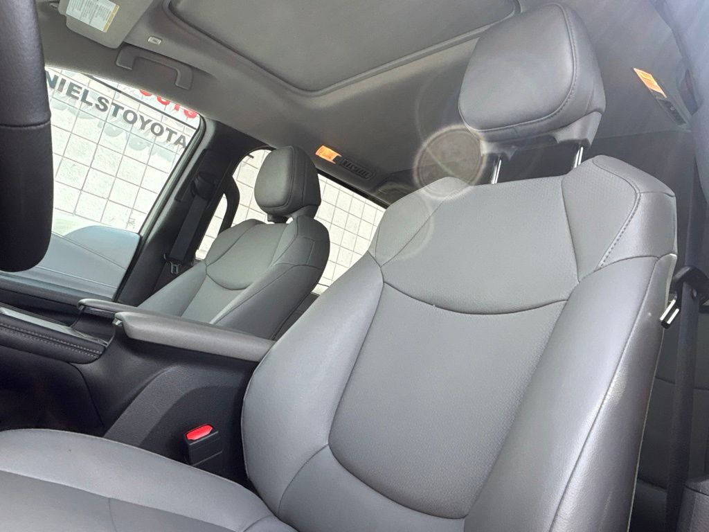 Used 2026 Toyota Sienna Van
