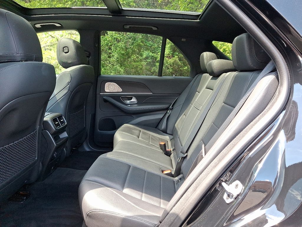 Thumbnail: 2023 Mercedes-Benz GLE - 10