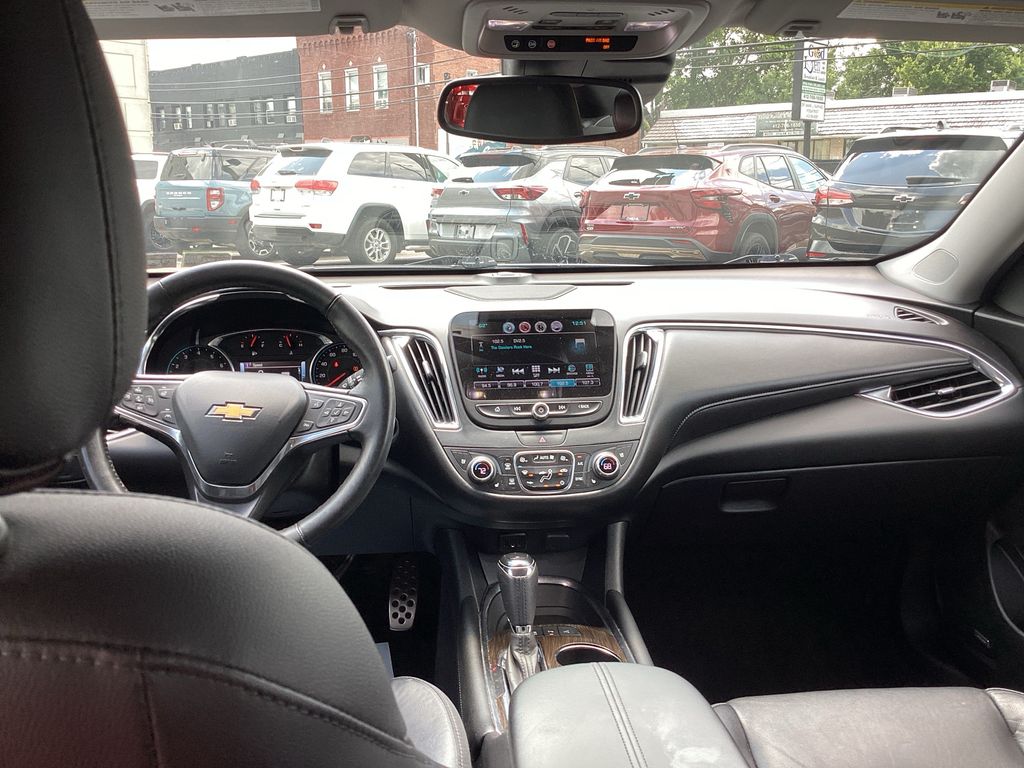 Used 2017 Chevrolet Malibu Sedan
