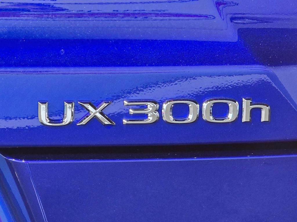 Thumbnail: 2026 Lexus UX - 11