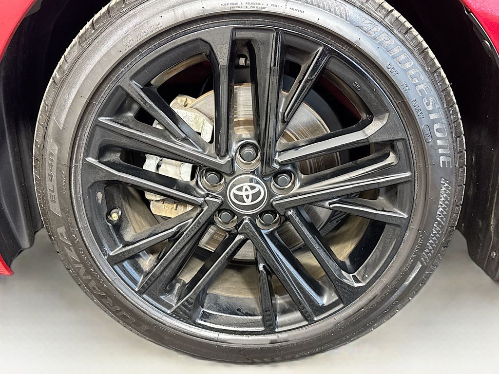 Thumbnail: 2025 Toyota Camry - 30