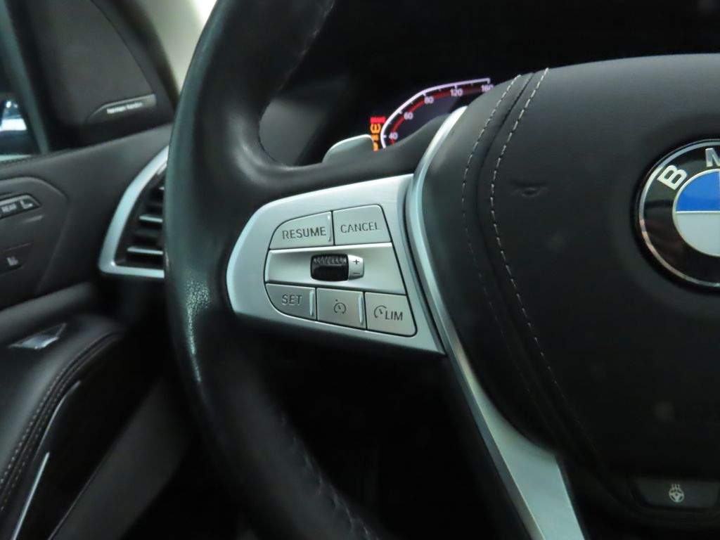 Thumbnail: 2020 BMW X7 - 11